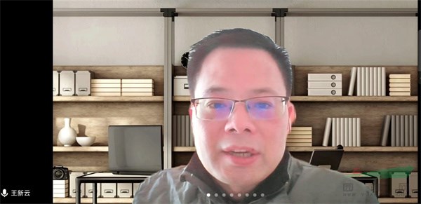 湖北省科協黨組成員王新云副主席在開幕式上講話.jpg